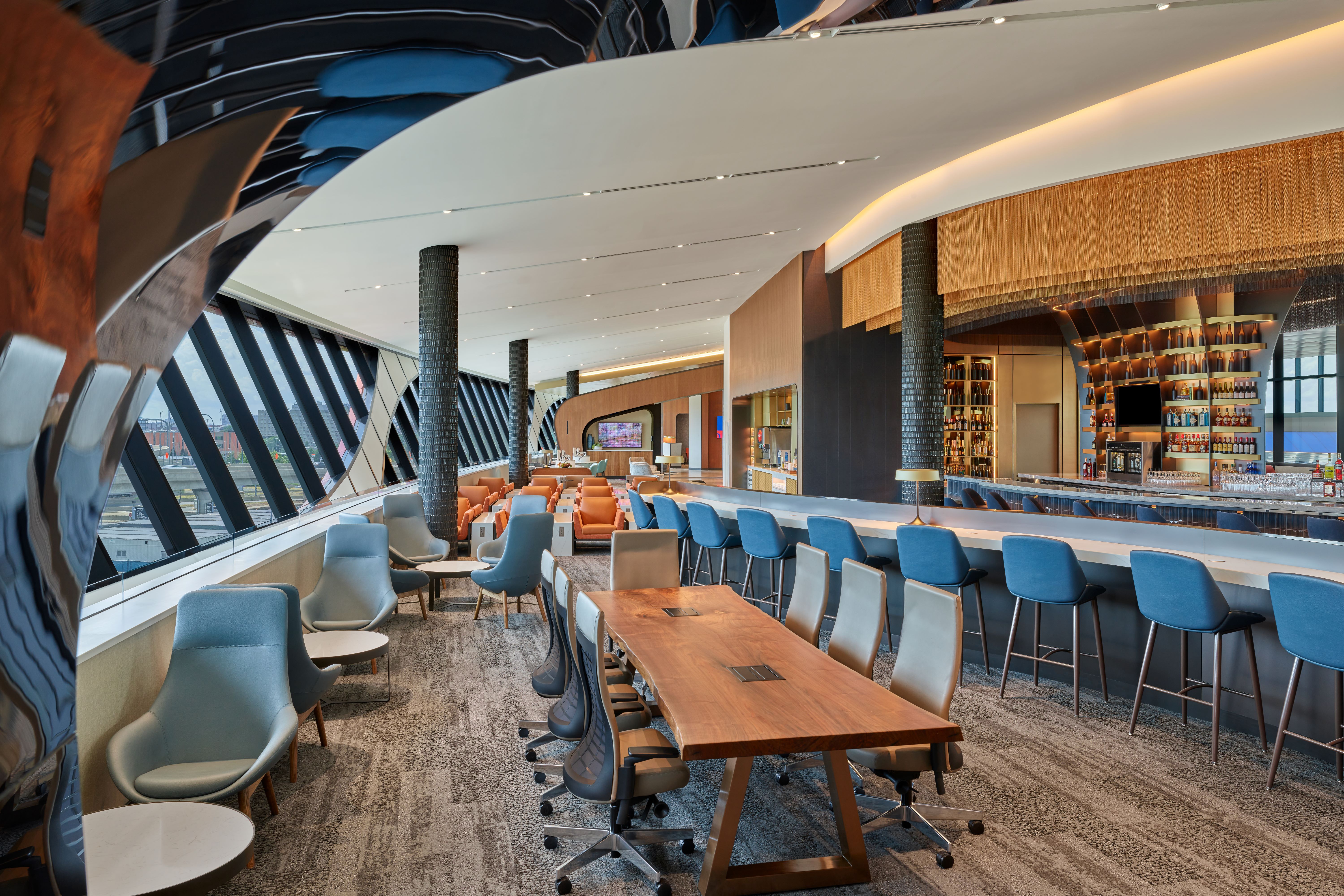 The lounge design takes inspiration from the famous harbor itself, incorporating colors and textures reminiscent of Boston’s nautical history. 