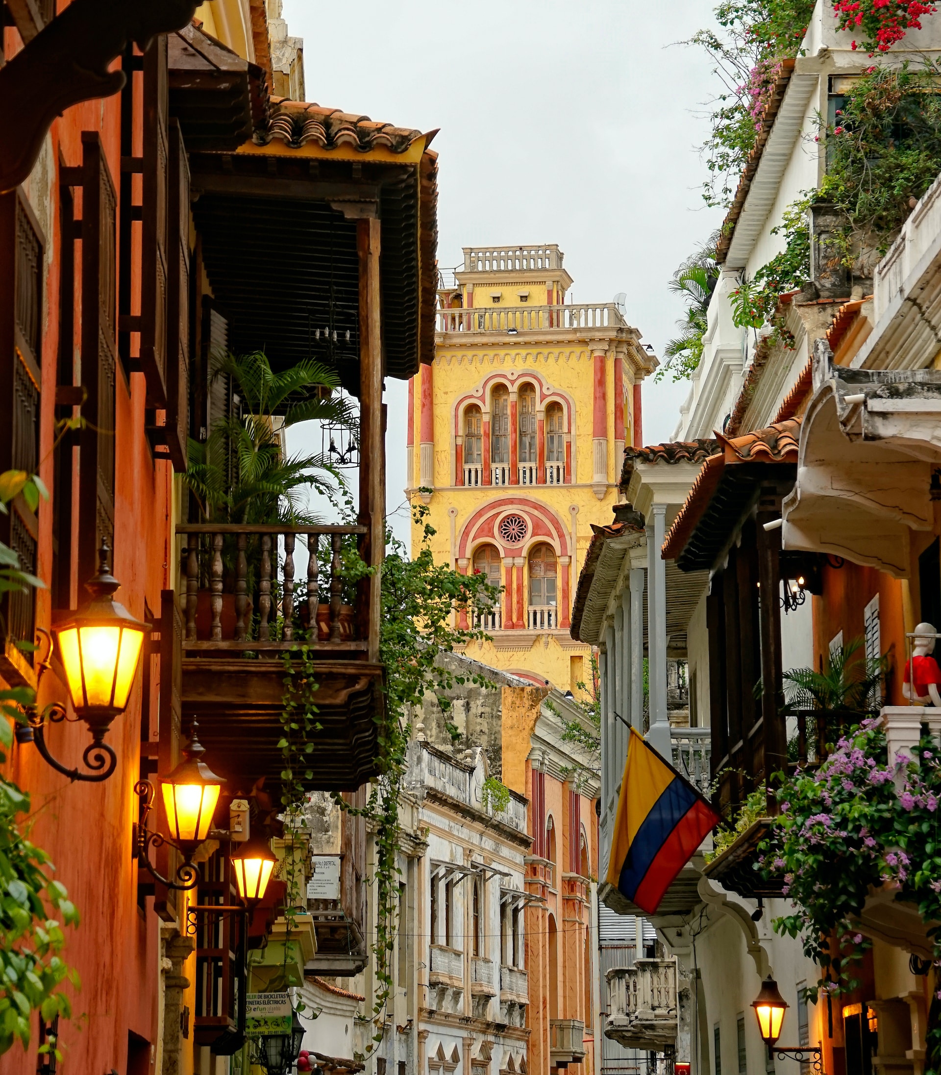 Una imagen panorámica de la arquitectura en Cartagena, Colombia.