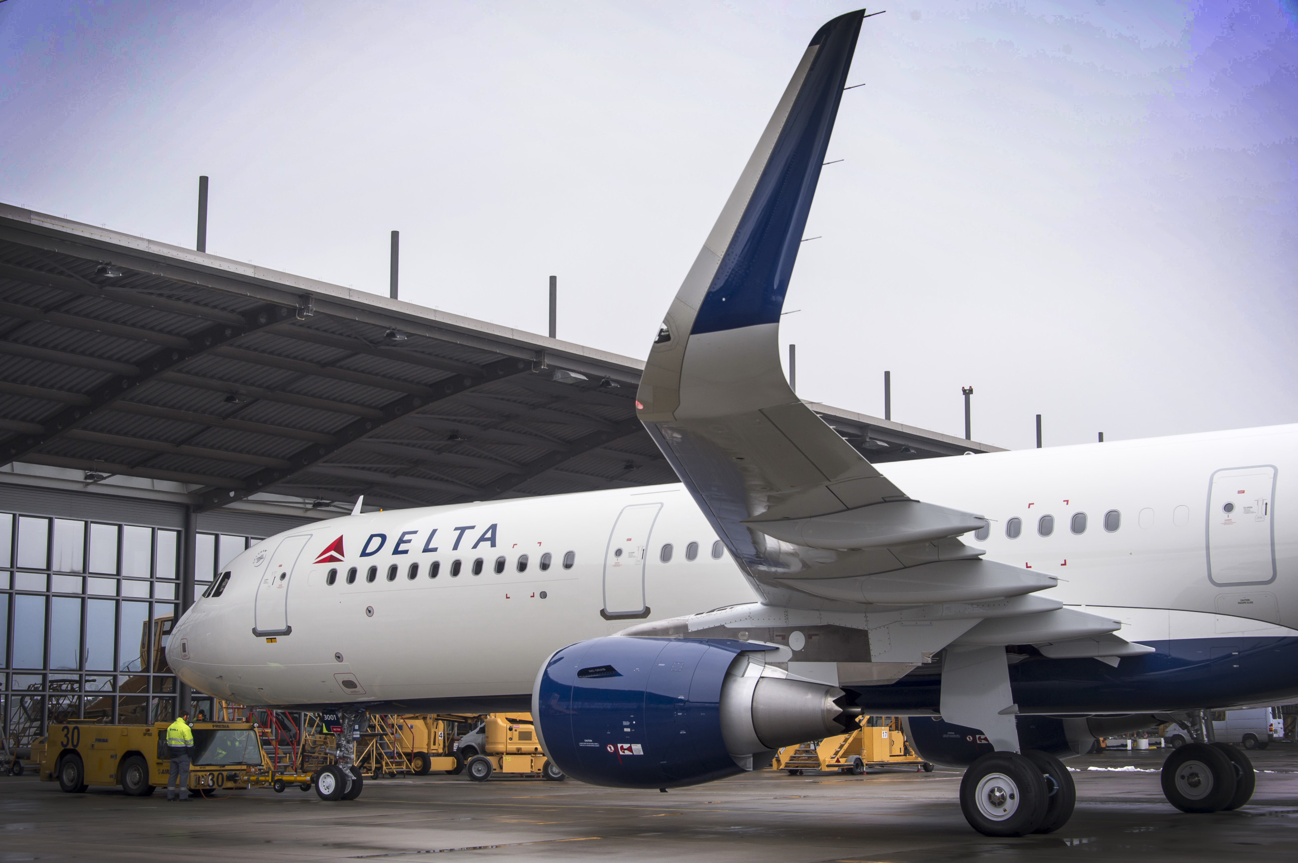 Fresh-from-factory-floor A321 arrives this week | Delta ...