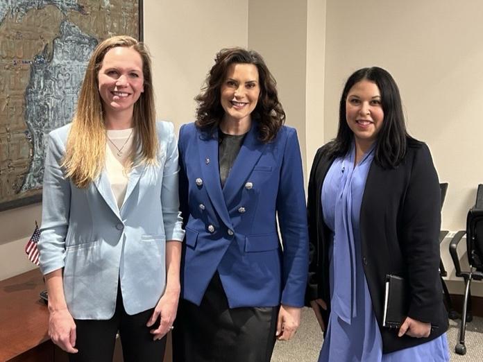Delta Chief Sustainability Officer Amelia DeLuca with Michigan Governor Gretchen Whitmer and Director of State and Local Government Affairs for the Midwest, Sarah Gonzales