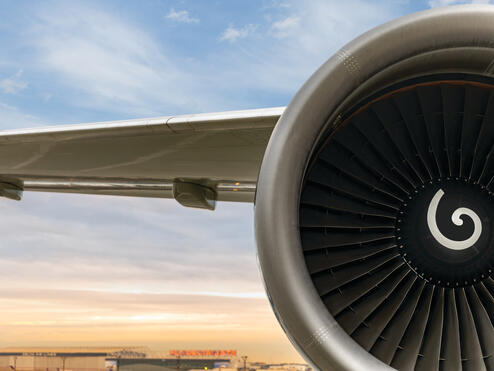 Boeing 767 Engine and Wing