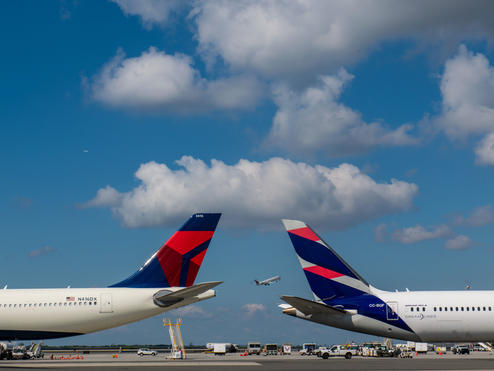 LATAM and Delta Tails-Center Shot