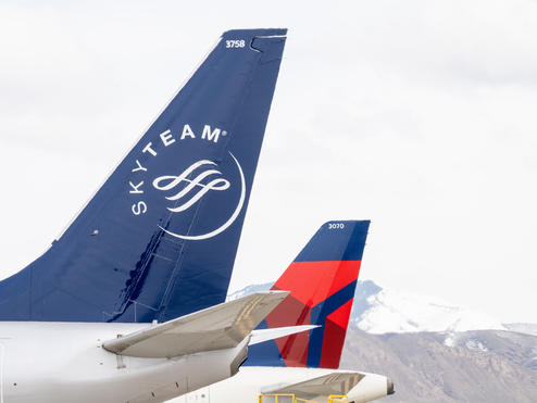A Delta Air Lines 737-800 in SkyTeam livery is seen at Salt Lake City International Airport (SLC). Delta is a founding member of the SkyTeam alliance.