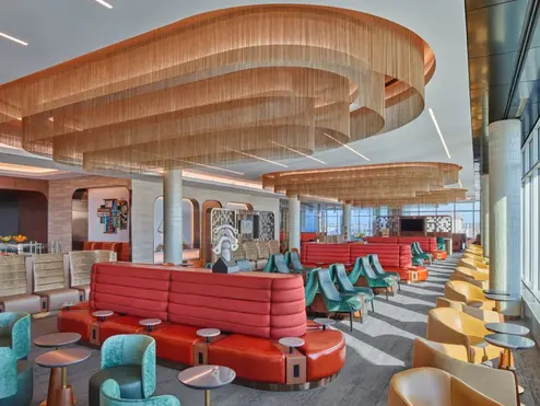 With seating for more than 450, customers visiting MSP-G Club will have ample space whether they’re looking to work, socialize or simply take in the views of the airfield. 