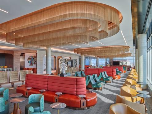 With seating for more than 450, customers visiting MSP-G Club will have ample space whether they’re looking to work, socialize or simply take in the views of the airfield. 