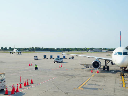 Minnesota will soon be home to a sustainable aviation fuel (SAF) blending facility – only the third in the United States – that will provide SAF supply via existing pipeline to the Minneapolis-St. Paul International Airport (MSP) – Delta’s second-largest hub where it uses 250 million gallons of fuel annually.  