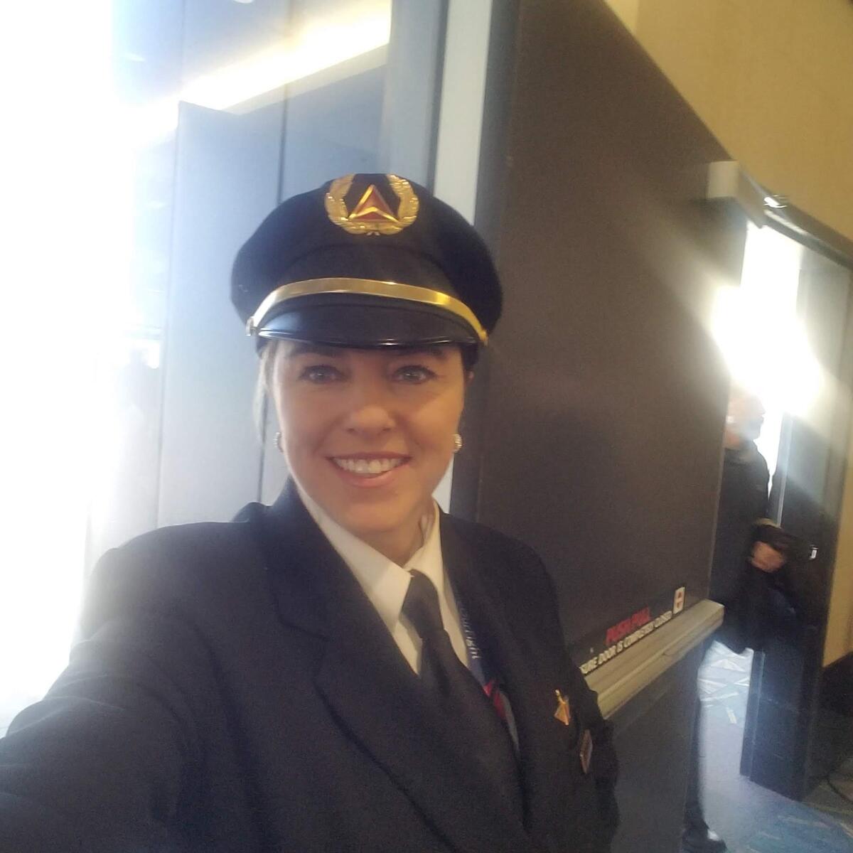 Delta Pilot Kat Vieten