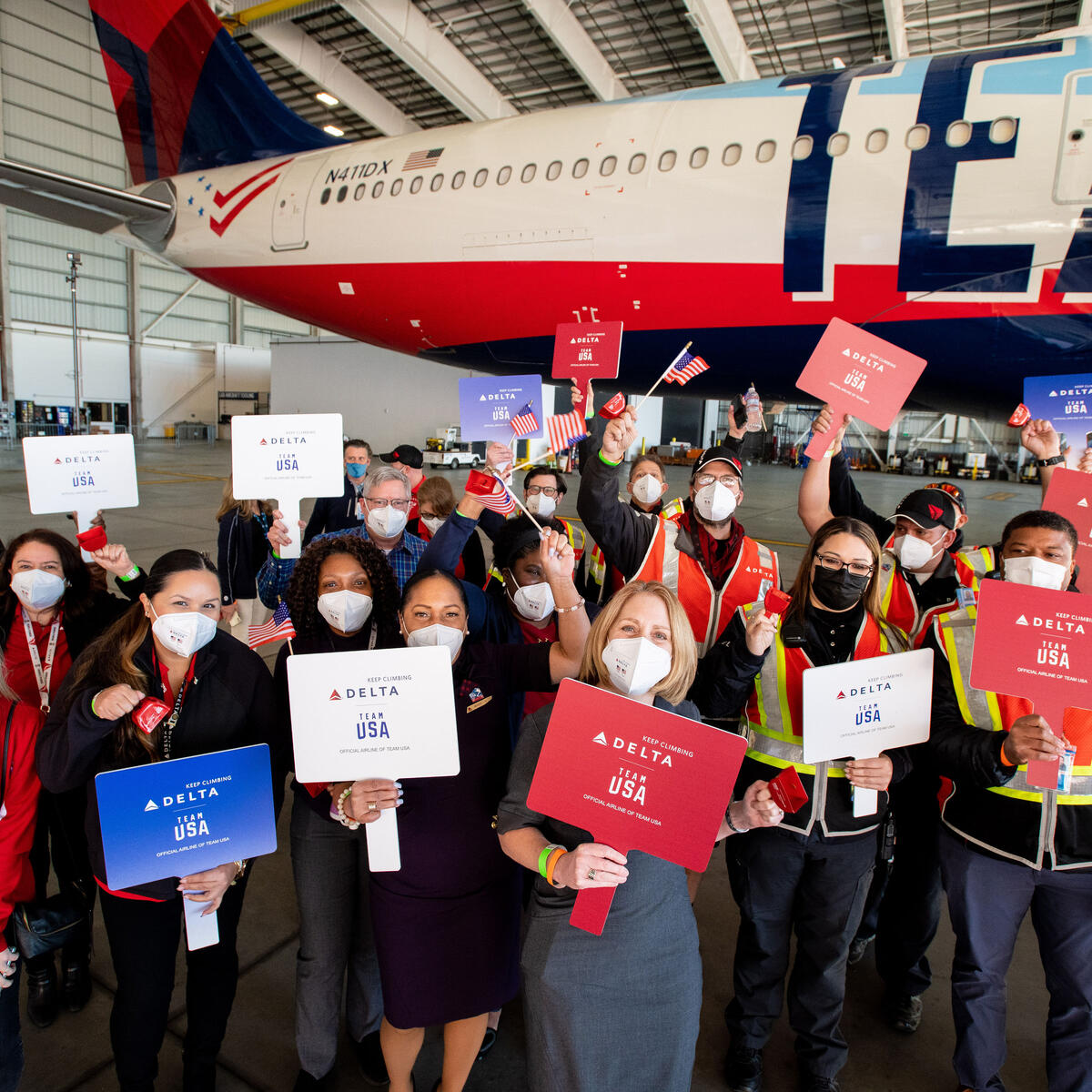 Team USA Sendoff Employees Cheering