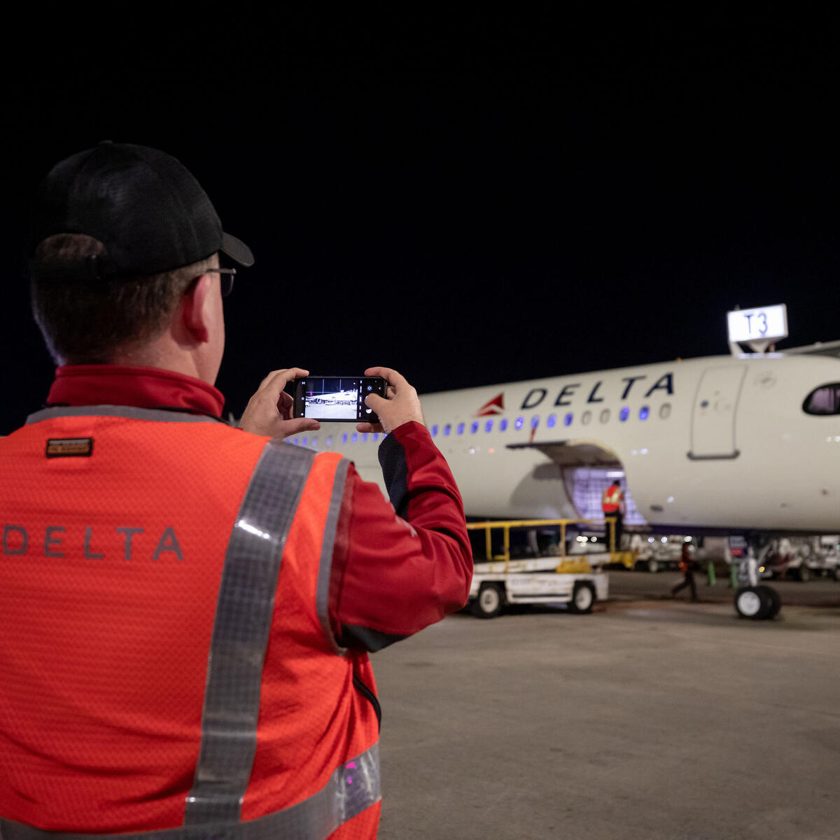 Delta's First Airbus A321neo arrives in Atlanta