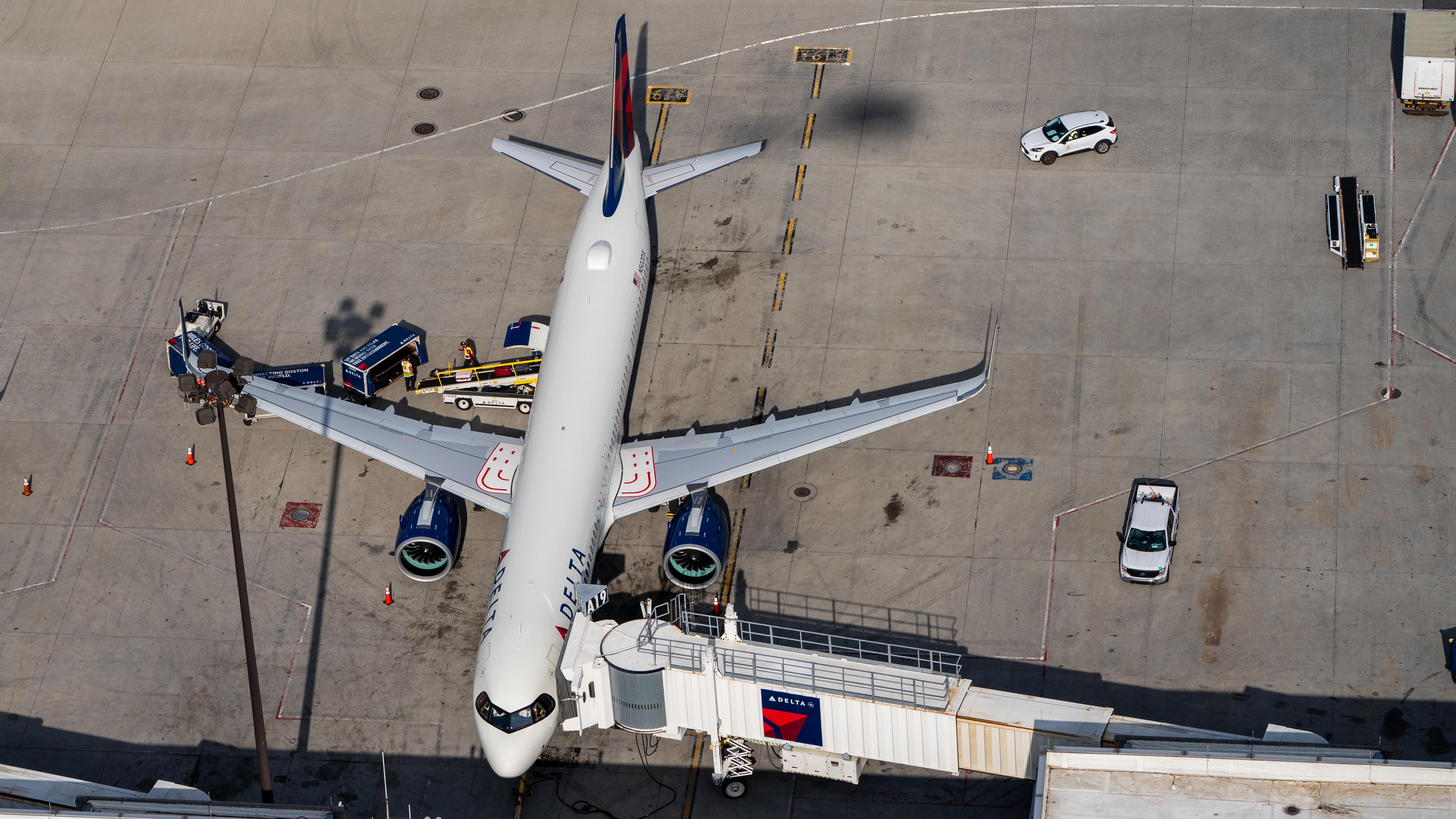 Delta A321neo at Boston Logan Airport