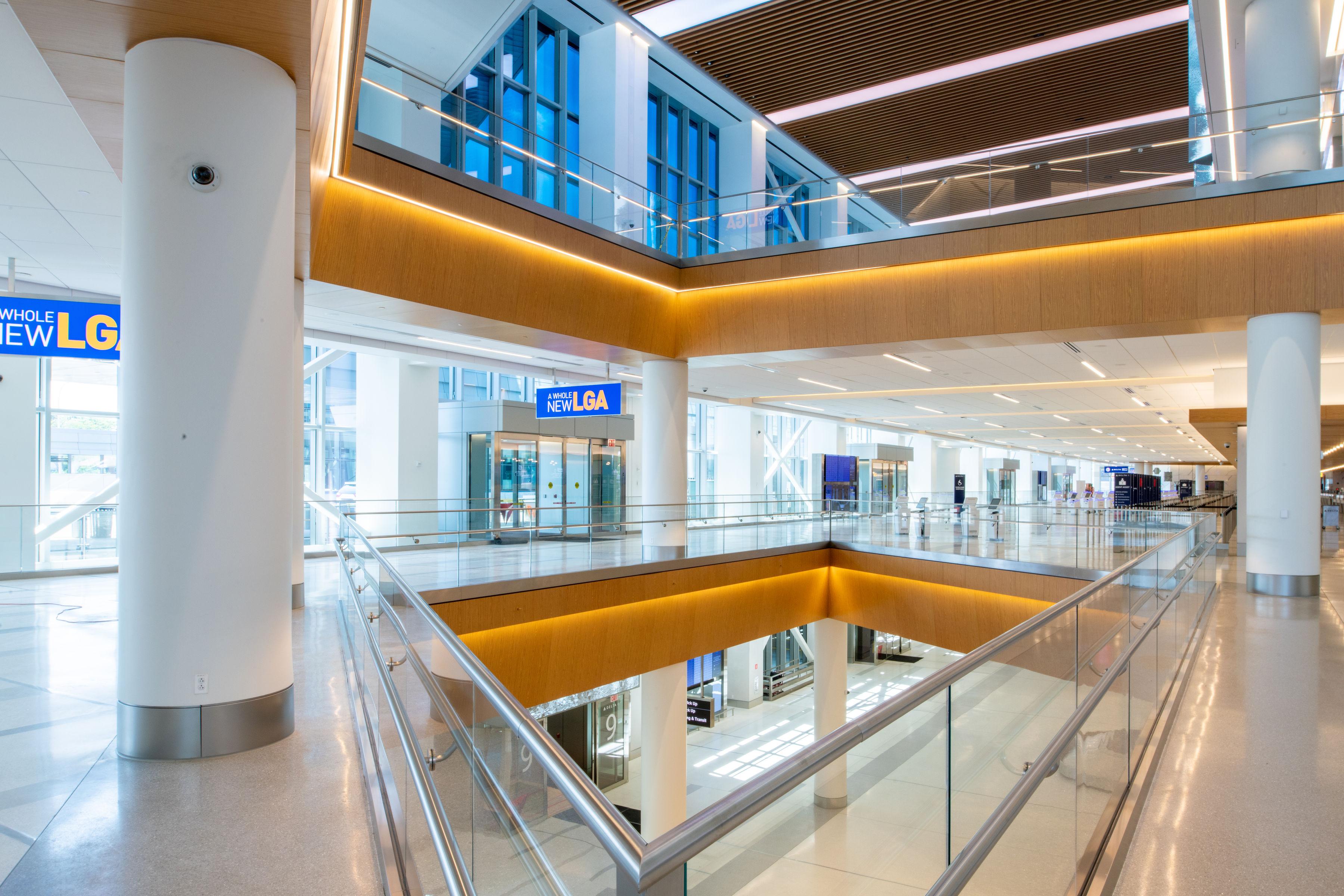 Atrium of Delta's new LGA terminal