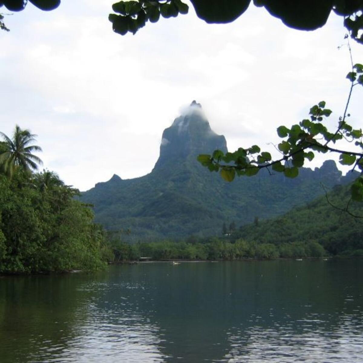 Scenic picture of Tahiti landscape.
