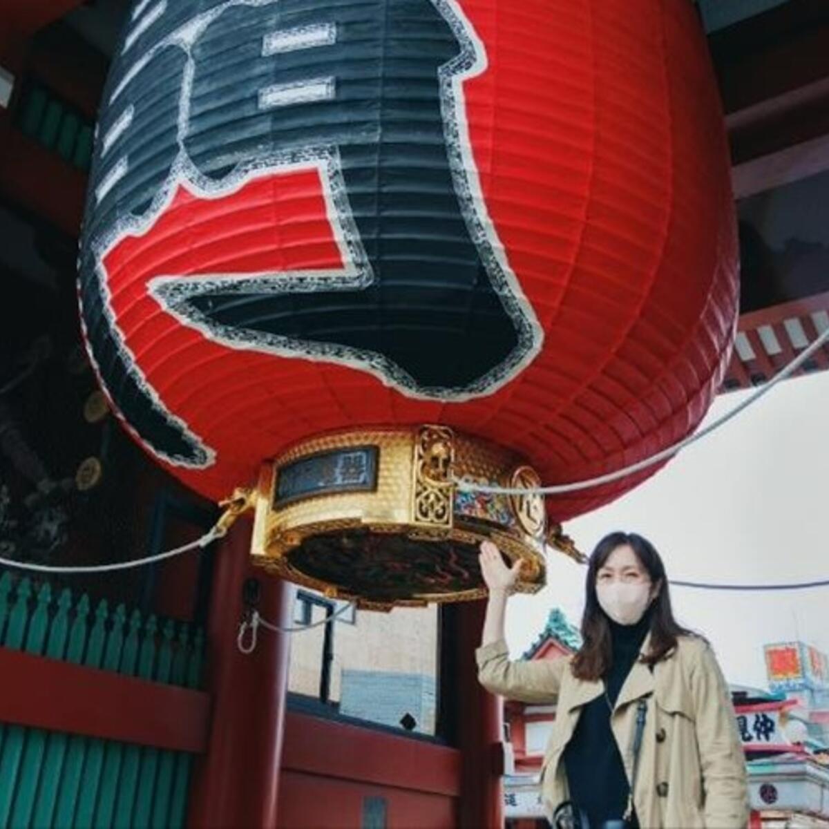 Delta Customer Service Agent Mayumi Saito visits Senso-Ji, a Buddhist temple in Asakusa that is Tokyo's oldest temple.  