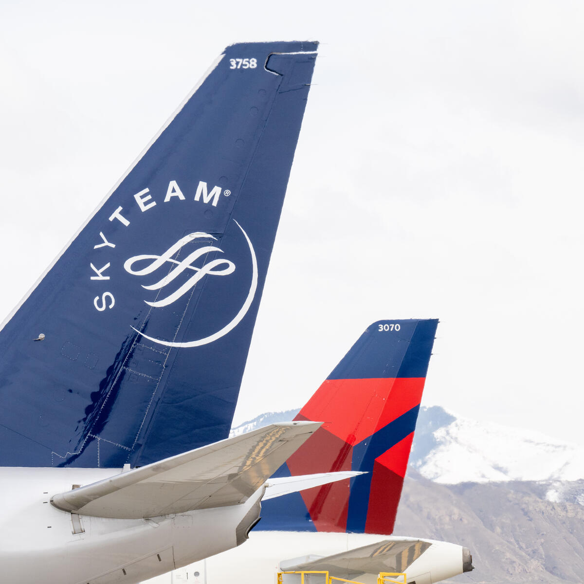 A Delta Air Lines 737-800 in SkyTeam livery is seen at Salt Lake City International Airport (SLC). Delta is a founding member of the SkyTeam alliance.