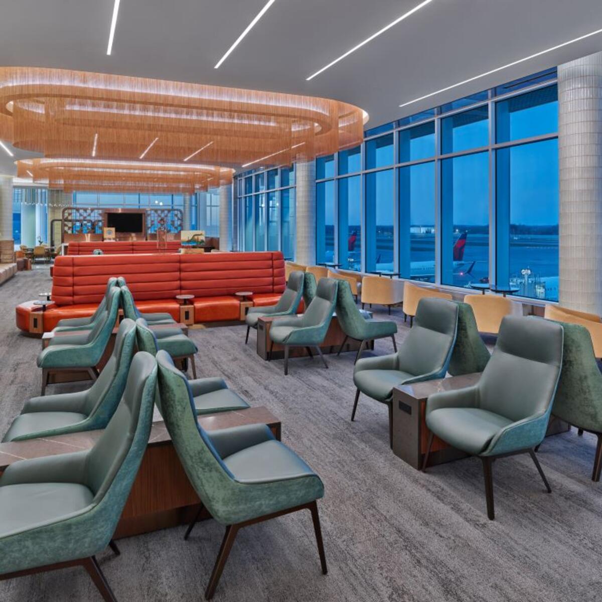 With seating for more than 450, customers visiting MSP-G Club will have ample space whether they’re looking to work, socialize or simply take in the views of the airfield.