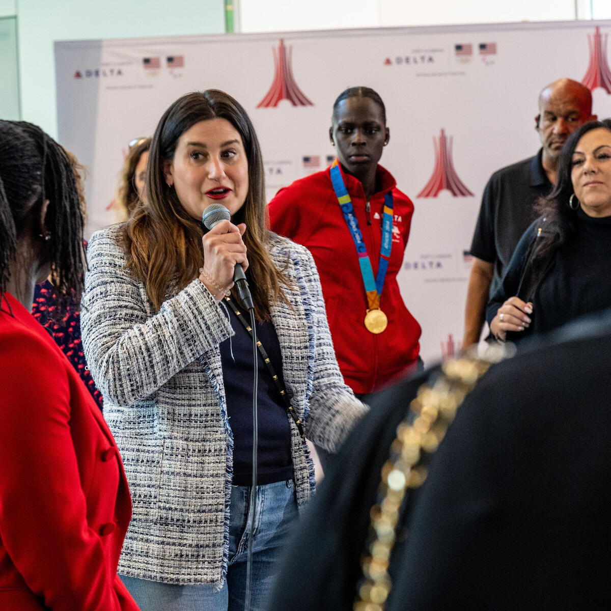 Delta people, customers and friends celebrate the departure of Delta Flight 290 from Los Angeles International Airport (LAX) to Paris Charles de Gaulle Airport (CDG).