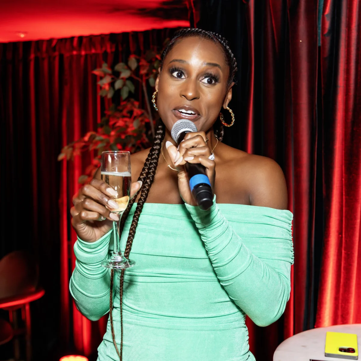 At Delta's reservation only speakeasy for Medallion members at SXSW, members got to enjoy truly exclusive experiences, like an opening-night party hosted by creator and entrepreneur Issa Rae.