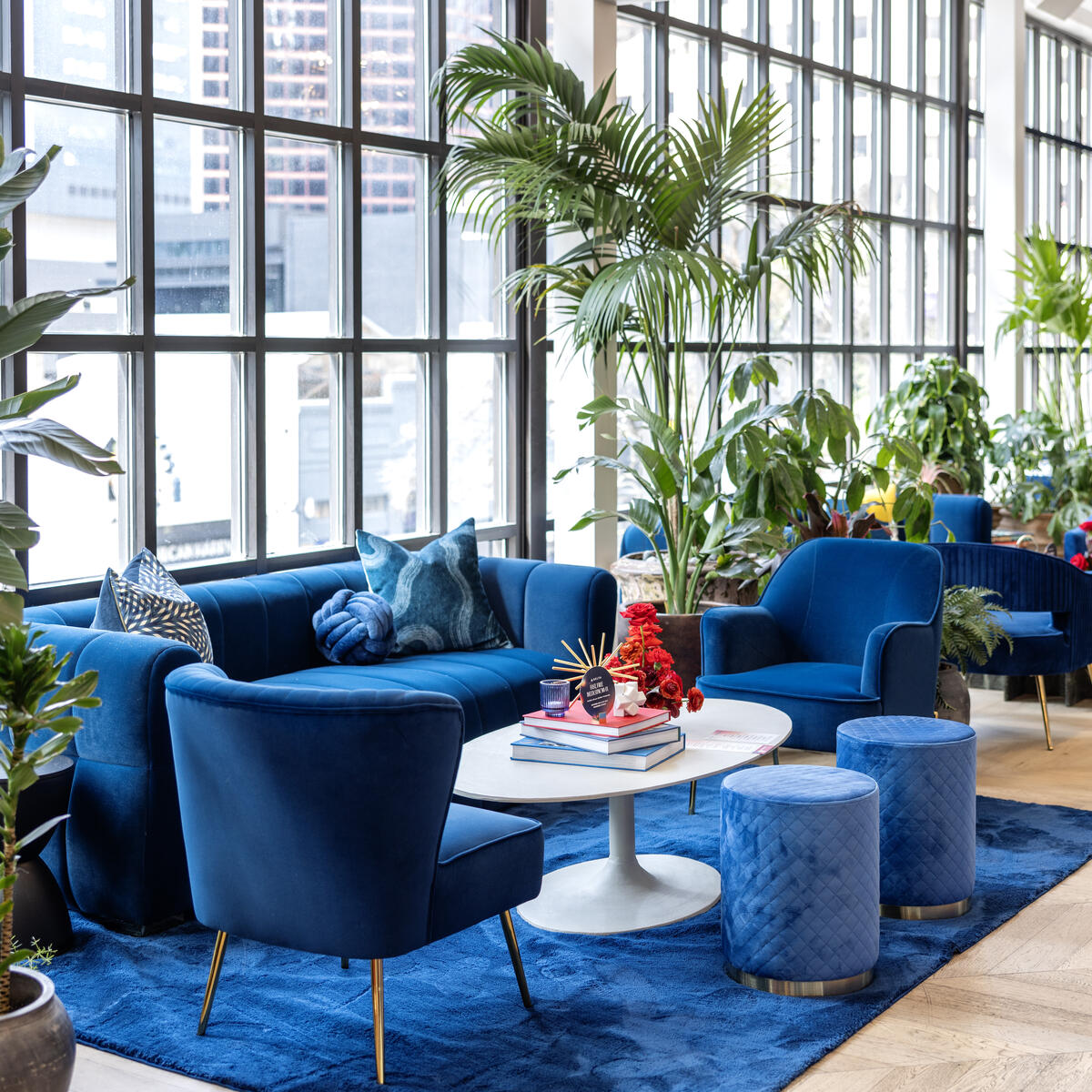 The Delta Lounge's vibrant, verdant atmosphere provides SkyMiles members the opportunity to experience a few of Delta's key customer experiences including fast, free Delta Sync Wi-Fi, global fan-favorite beverages from Delta partner Starbucks, custom limited-edition Delta x SXSW merch, and more.