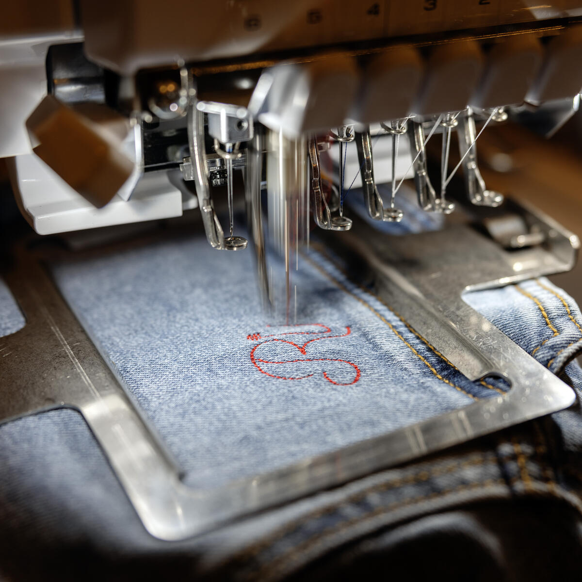 The first 100 SkyMiles members to check in Delta’s SXSW Lounge received an exclusive denim jacket and were able to have it personalized with a limited-edition vintage patch with unique name embroidery.&nbsp;