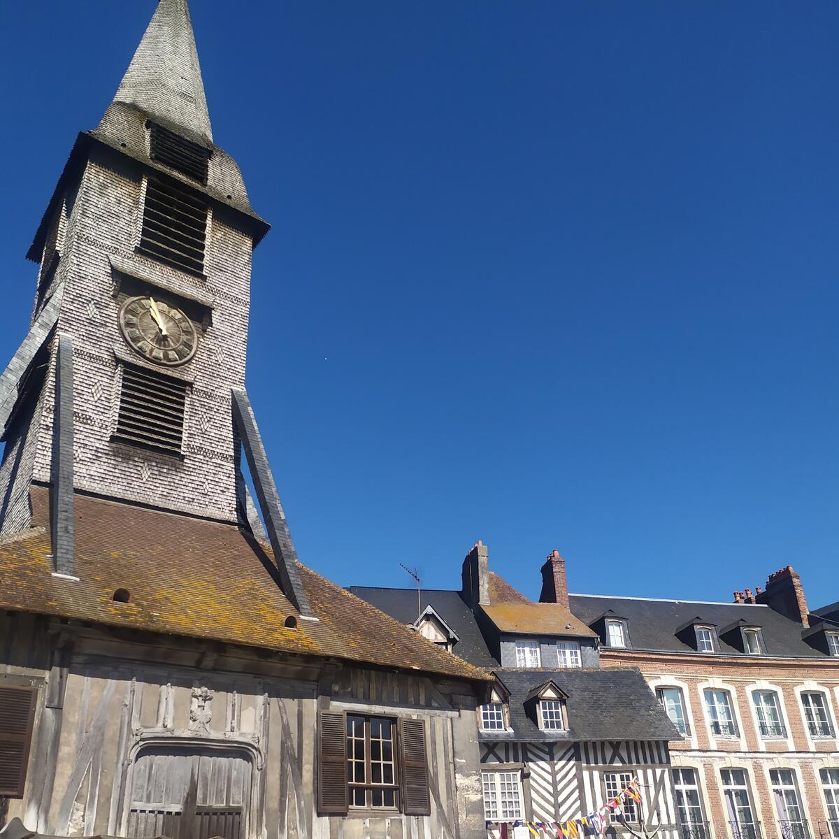 A photo of Église Sainte Catherine – one of the oldest and largest wooden churches in France
