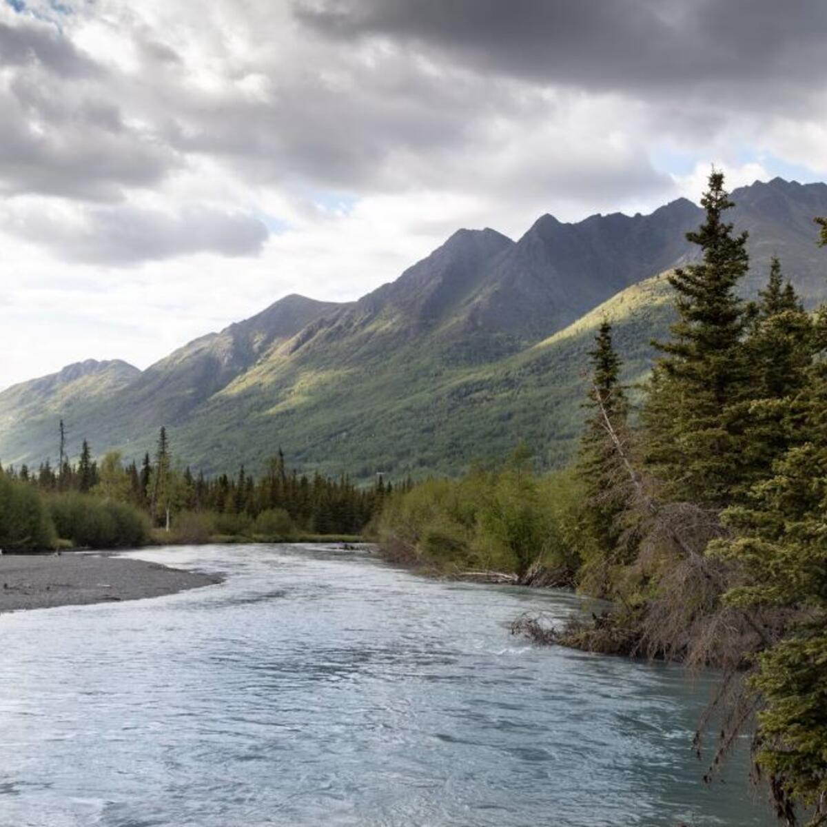 Eagle River and surrounding mountains in Anchorage, Alaska
