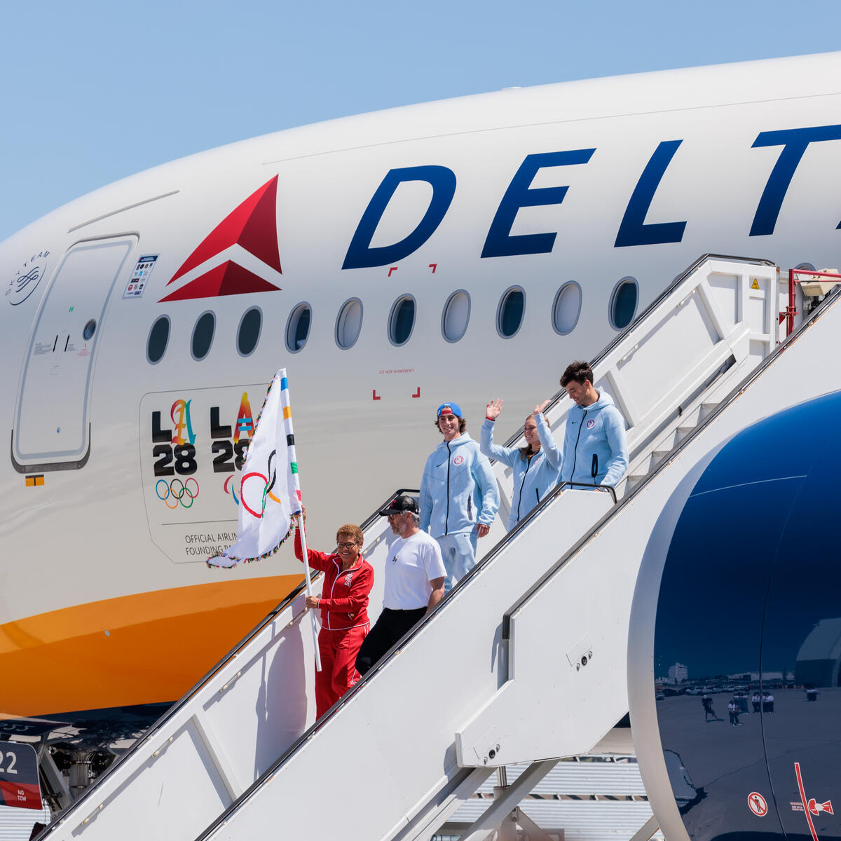 As the Official Airline of Team USA and an inaugural Founding Partner of the LA28 Olympic and Paralympic Games, Delta is honored to be part of the flag’s transfer from one iconic city to the next, bringing a delegation from Team USA, LA28, and notable dignitaries on board as well.