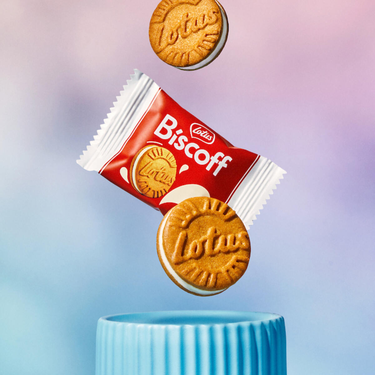 Customers in Delta Comfort+ and First Class on select domestic flights can also choose from a premium snack basket, which includes the iconic Lotus Biscoff cookie, transformed into a sandwich: two delicious cookies with a smooth vanilla filling.  