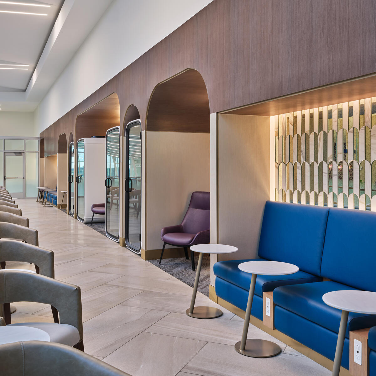 Veranda area of Delta's new CLT Sky Club