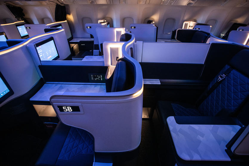 Refreshed cabin for Delta One service on Boeing 767 