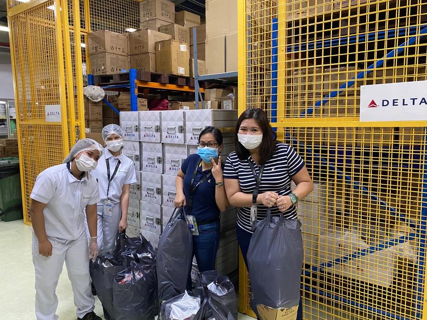 Delta donates food amid pandemic