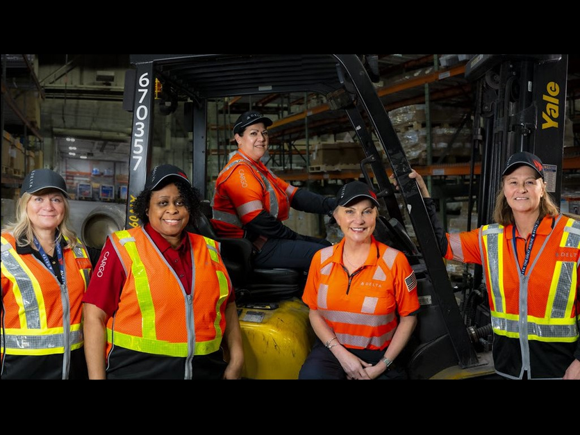 Women in Delta Cargo Operations at DTW
