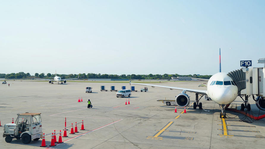 Minnesota will soon be home to a sustainable aviation fuel (SAF) blending facility – only the third in the United States – that will provide SAF supply via existing pipeline to the Minneapolis-St. Paul International Airport (MSP) – Delta’s second-largest hub where it uses 250 million gallons of fuel annually.  