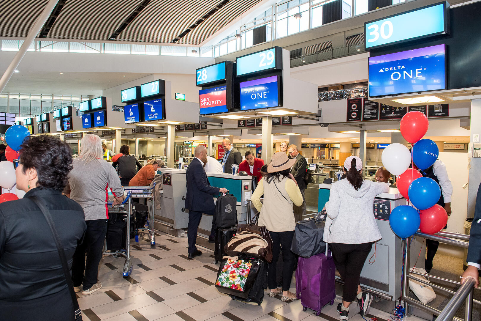 Delta departures and check in at Cape Town International Airport (CPT).