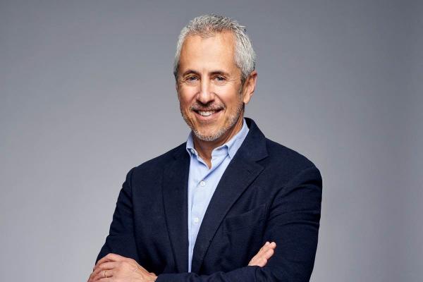 Danny Meyer, the founder of Shake Shack, joins Ed Bastian on episode two of "Gaining Altitude."