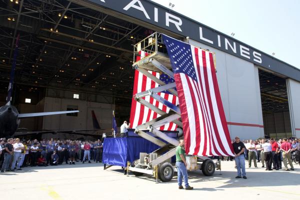 Delta Air Lines employees commemorate 9/11