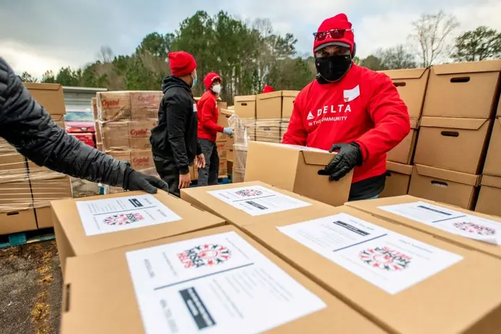 Delta volunteers at the Hosea Helps charity event.