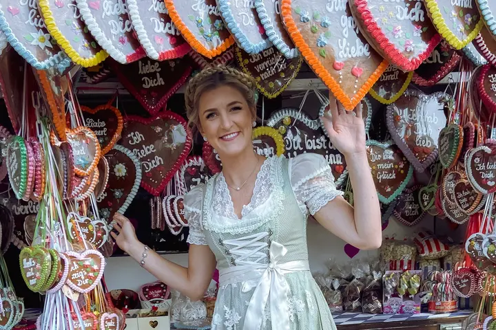 Delta Flight Attendant Sabrina Schaller suggests lebkuchenherzen as traditional keepsake and gift from Munich.