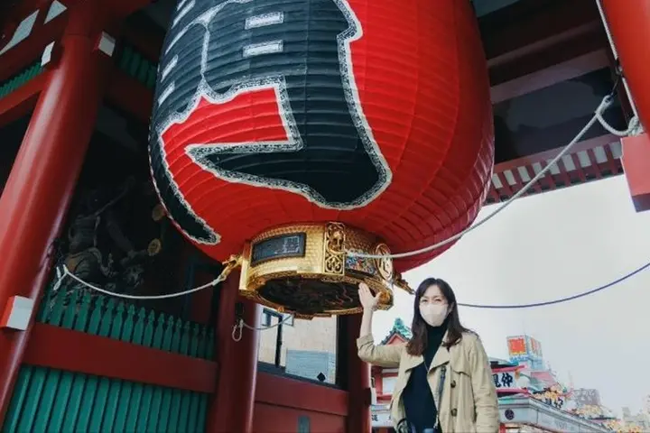 Delta Customer Service Agent Mayumi Saito visits Senso-Ji, a Buddhist temple in Asakusa that is Tokyo's oldest temple.  
