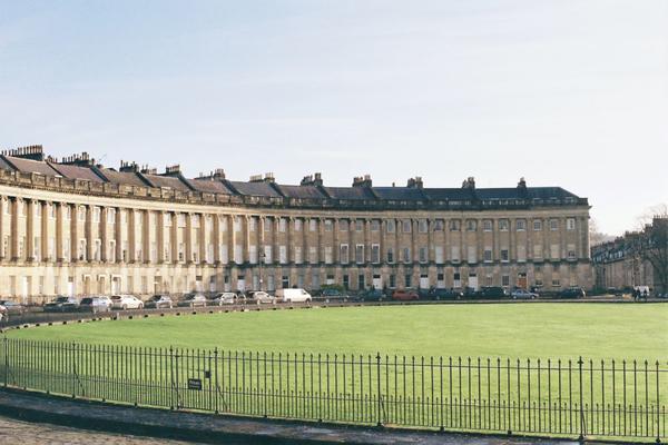 A scenic shot of one of the most photographed spots in England: the Royal Crescent.
