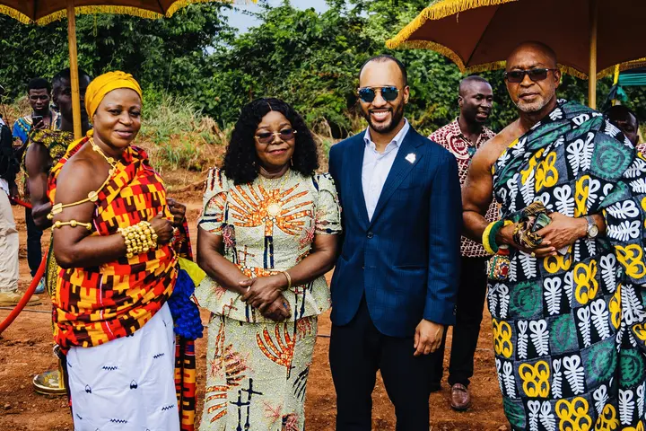 Ralph Albus, Director of Global Communications, joins Dr. Beatrice Wiafe-Addai, President of Breast Care International, and others at the Walk for the Cure event in Accra.