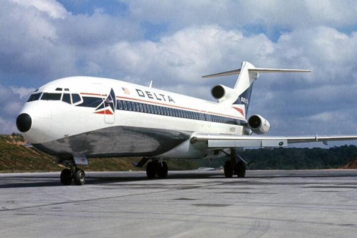 Delta Boeing 727