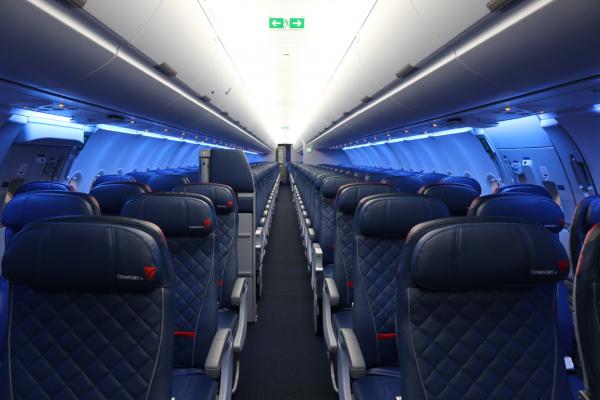 A321-200 interior