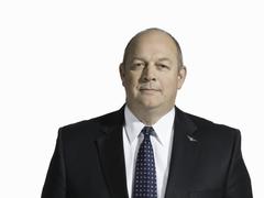 Steve Dickson Executive Headshot