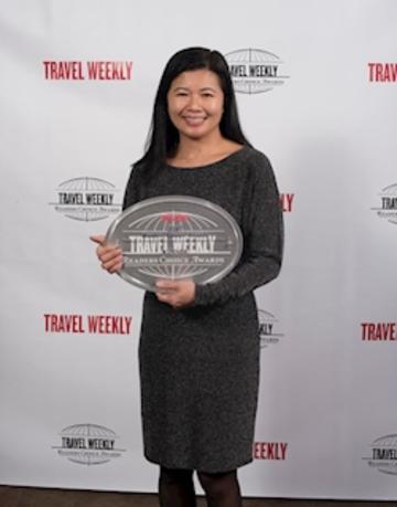R92017_Travel_Weekly_Award_Jennie_Ho.jpg
