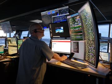 Managing flights in the ATL Tower