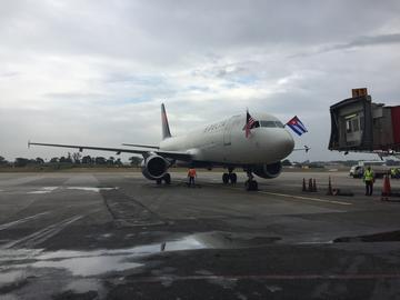First flight arrives in Cuba