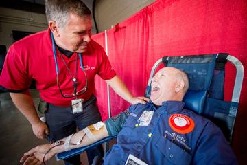  Delta celebrates 75 years in partnership with American Red Cross