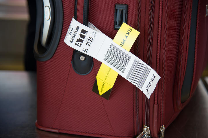How to track your checked Luggage on Delta Airlines others online  Moov  Logistics News