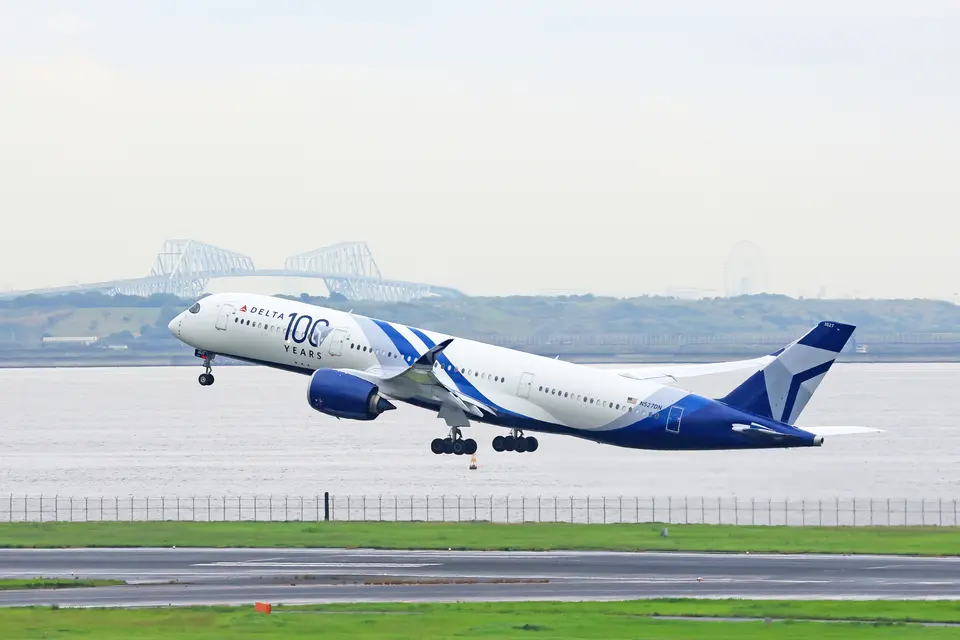 Centennial A350 at HND