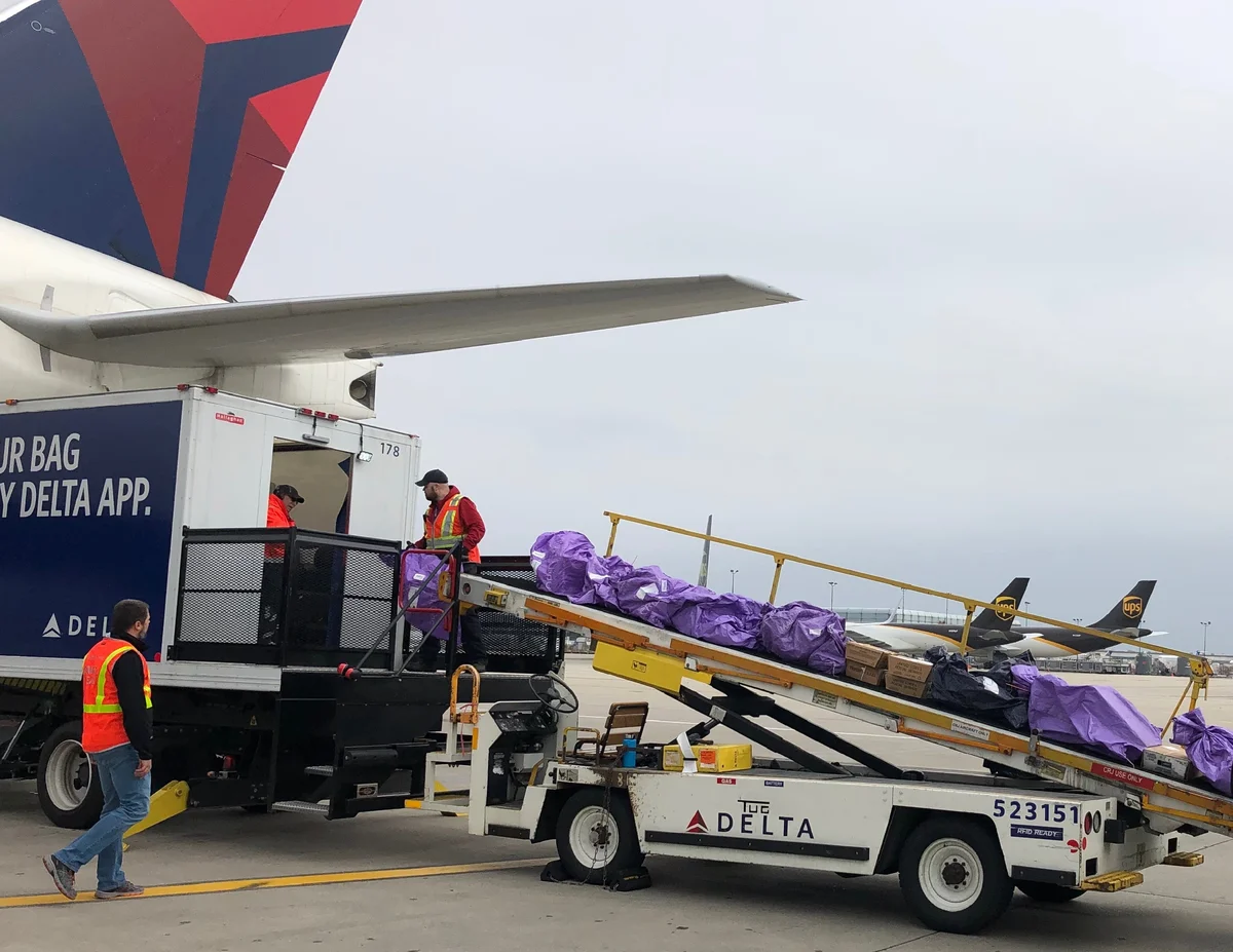Cargo in Delta cabin